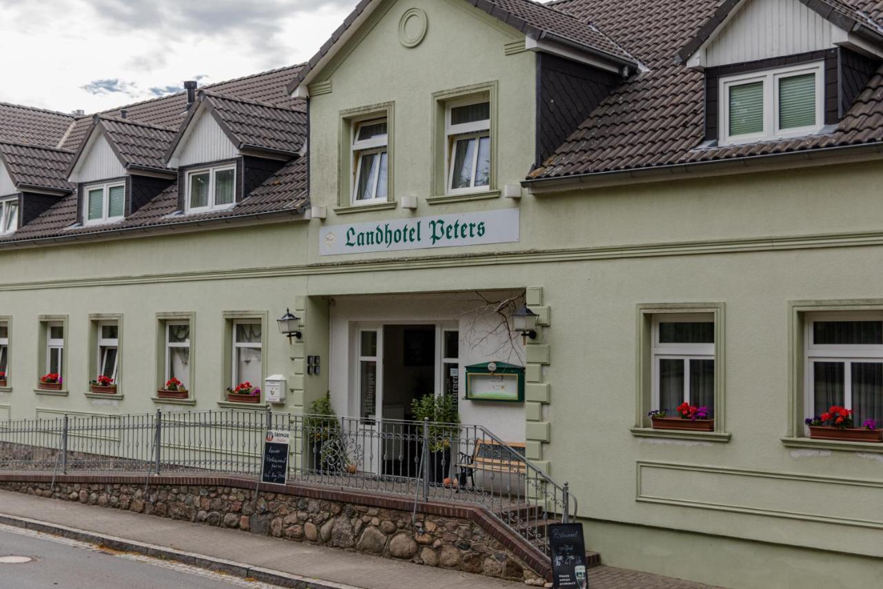 Landhotel Peters Canow Extérieur photo