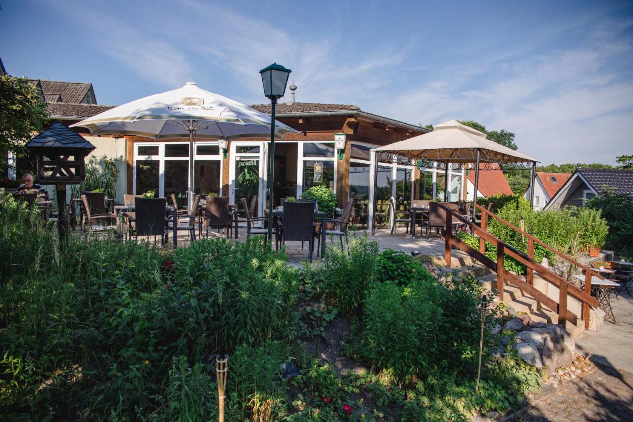 Landhotel Peters Canow Extérieur photo