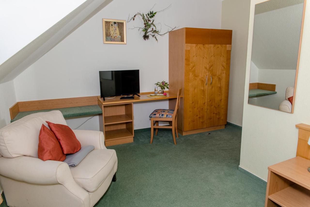 Landhotel Peters Canow Extérieur photo