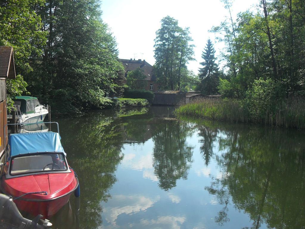 Landhotel Peters Canow Extérieur photo