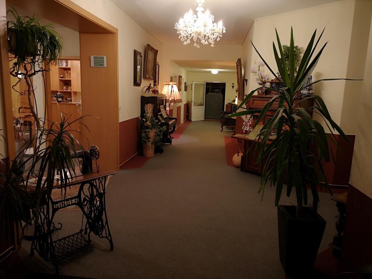 Landhotel Peters Canow Extérieur photo