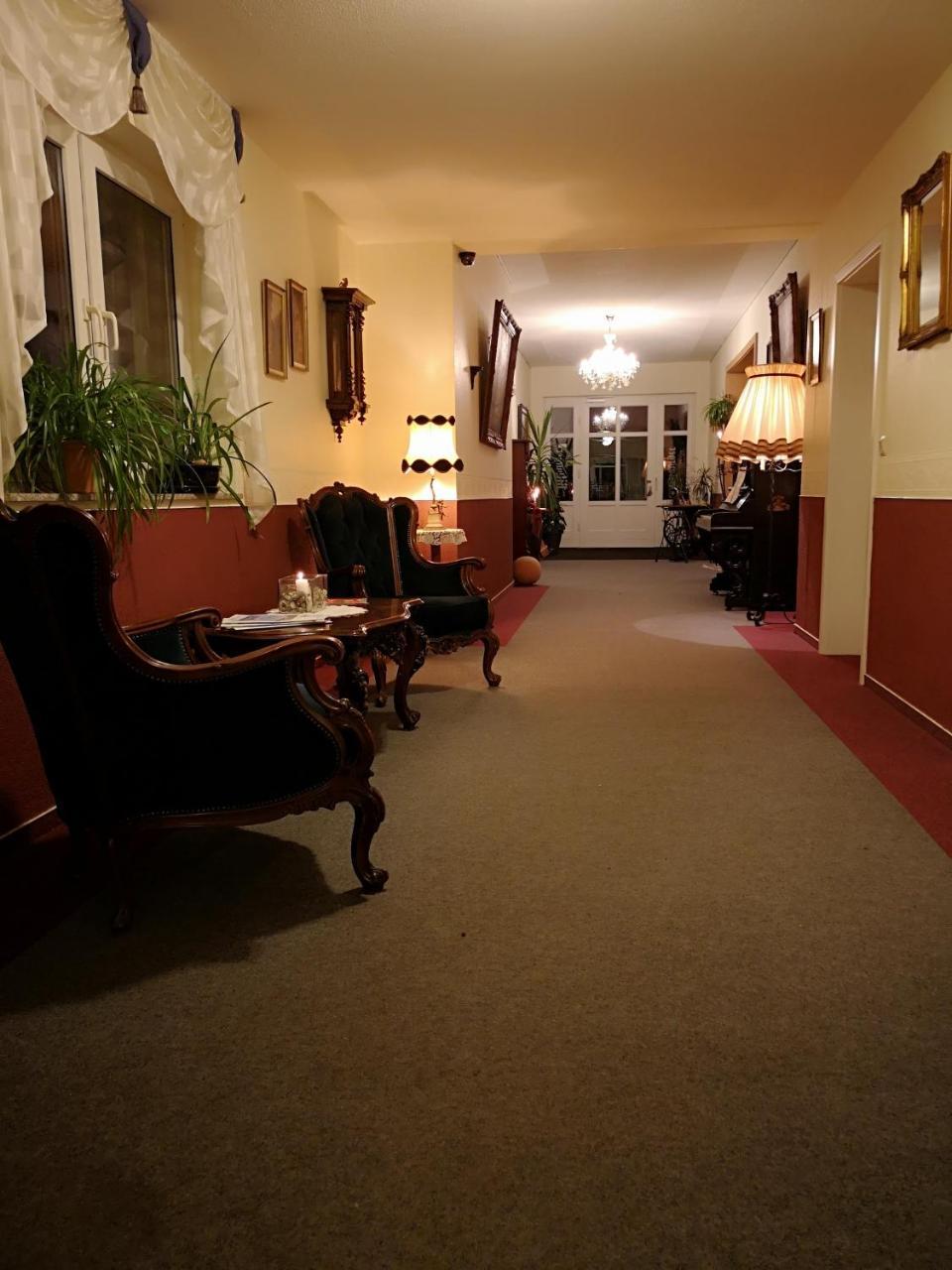 Landhotel Peters Canow Extérieur photo